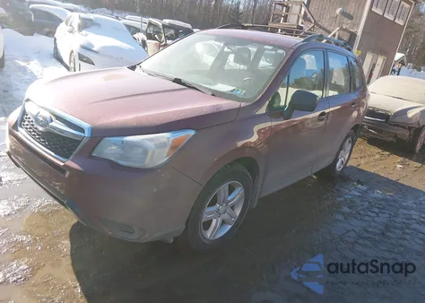2015 Subaru Forester 2.5I z USA, uszkodzony, nr VIN JF2SJABC2FH557491